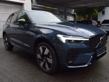 XC60 T6 Plus Dark PANO 360 H&K 20 Alu Leder Bils