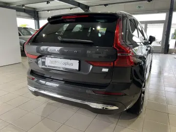 XC60 T8 Plus Bright Recharge AWD FourC 21'' 360