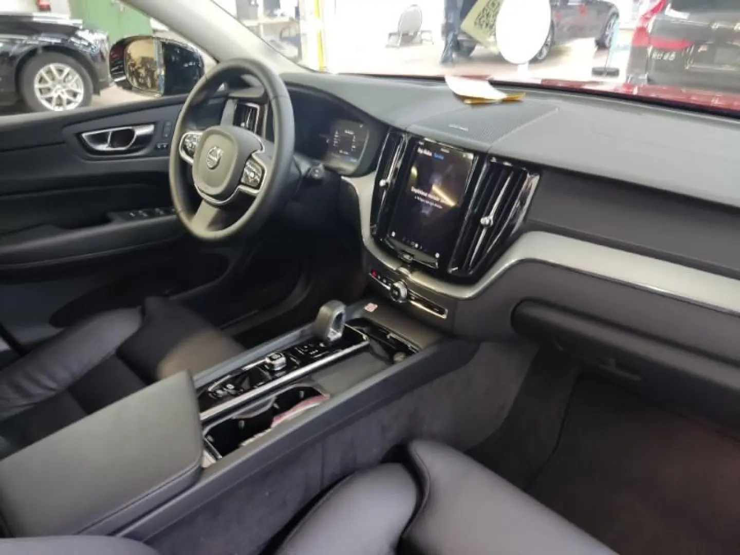 XC60 T8 Ultimate Dark Recharge PlugIn Hybrid AWD