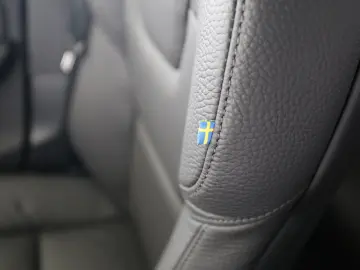 XC60 T8 Ultimate Dark Recharge PlugIn Hybrid AWD