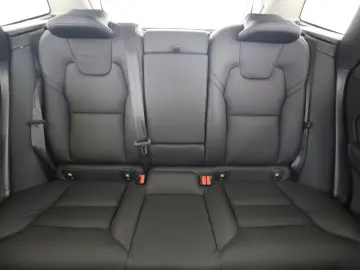 XC60 T8 Ultimate Dark Recharge PlugIn Hybrid AWD