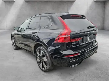 XC60 T8 Plus Dark Recharge Plug-In Hybrid AWD