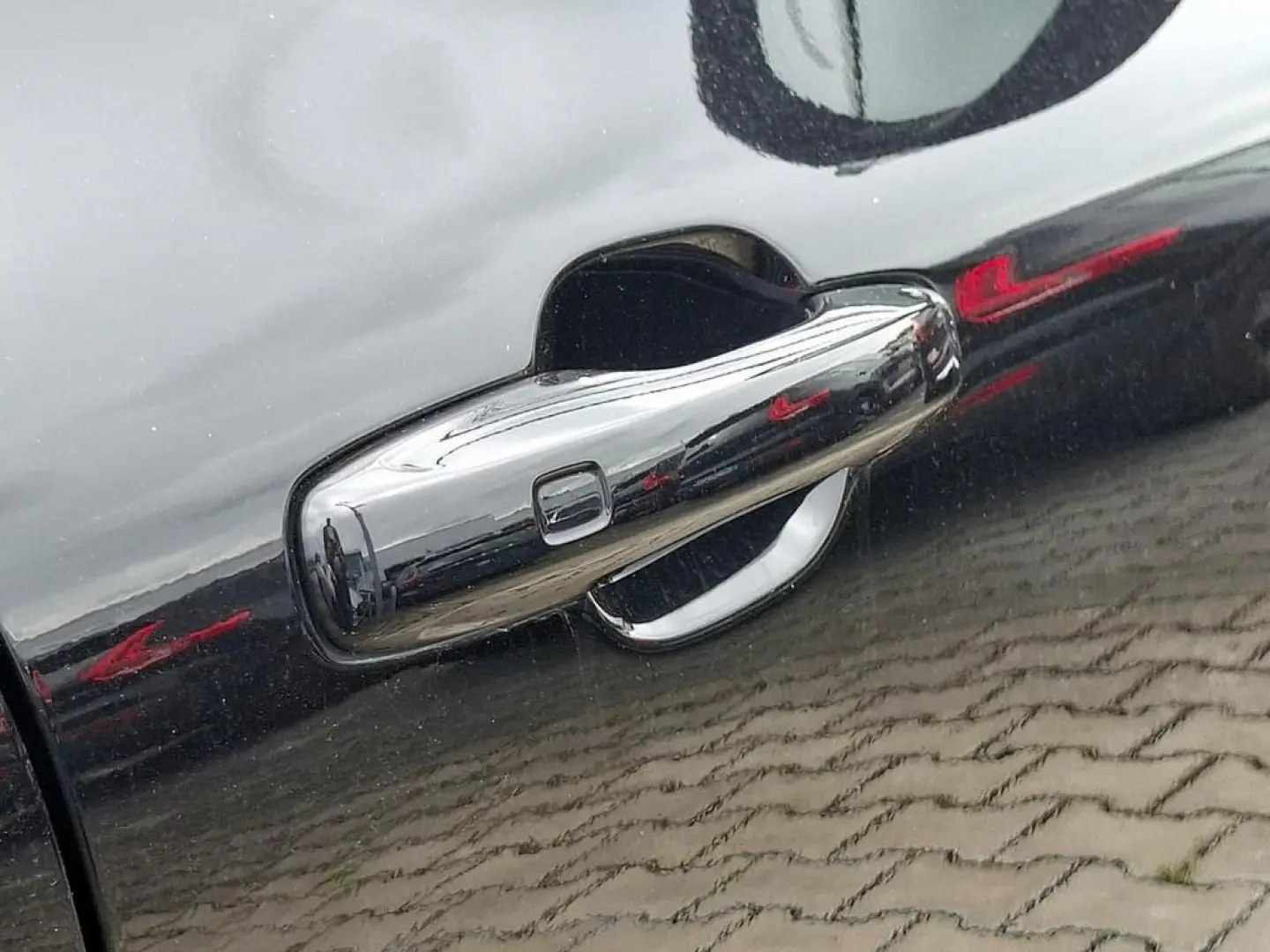 XC60 T8 Plus Dark Recharge Plug-In Hybrid AWD