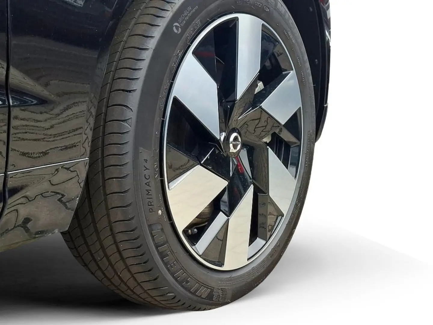 XC60 T8 Plus Dark Recharge Plug-In Hybrid AWD