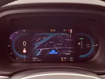 XC60 T8 Plus Dark Recharge Plug-In Hybrid AWD