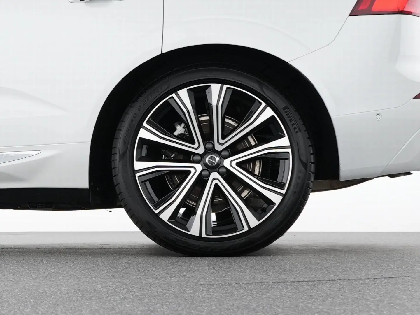 XC60 T8 Recharge AWD Plus Bright 21  LUFTFAHRWER