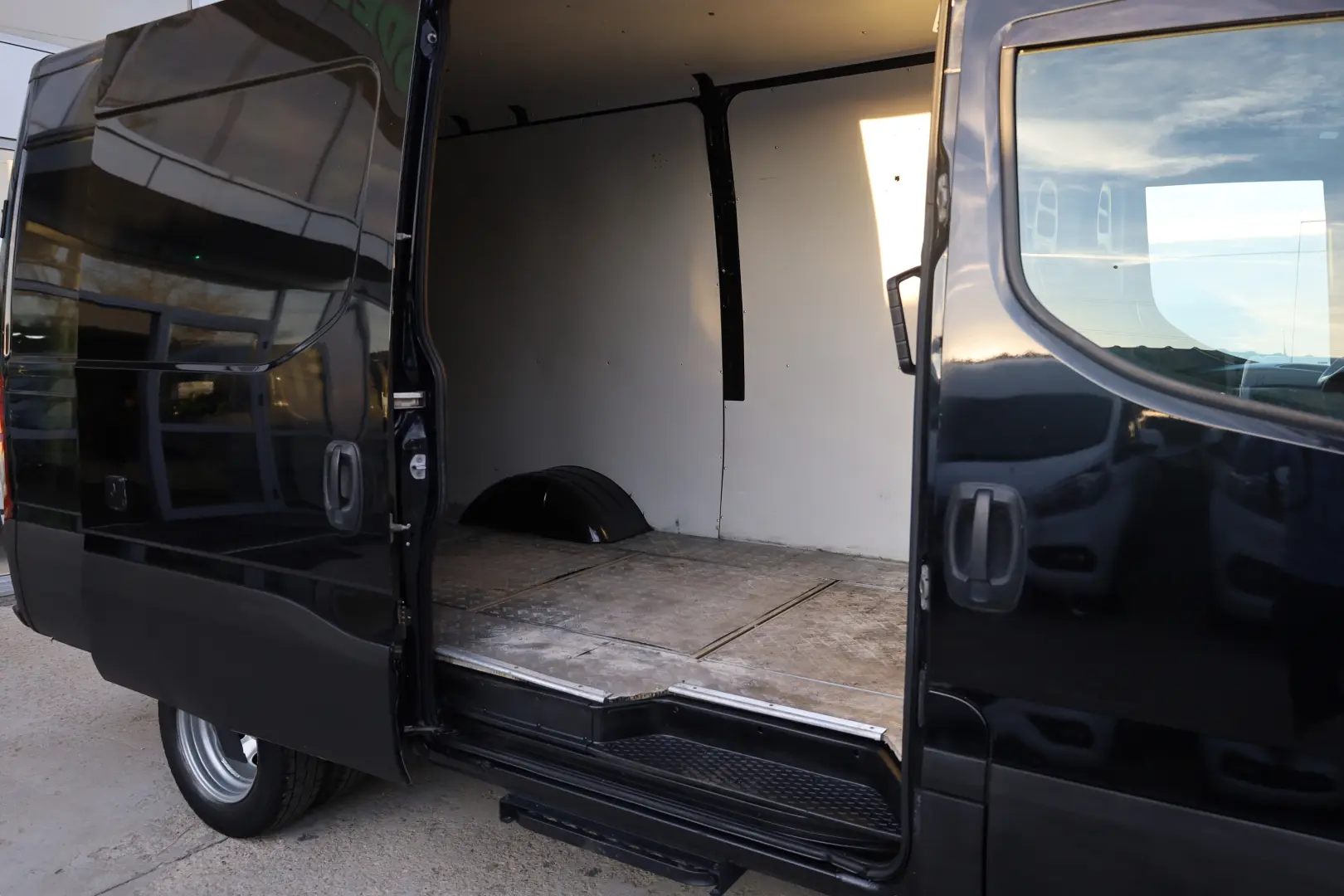 Iveco Daily L3H2 2.3D 156CP - Axa Dubla