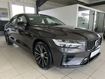 S60 T8 Ultimate Dark Recharge AWD 360  HeadUp