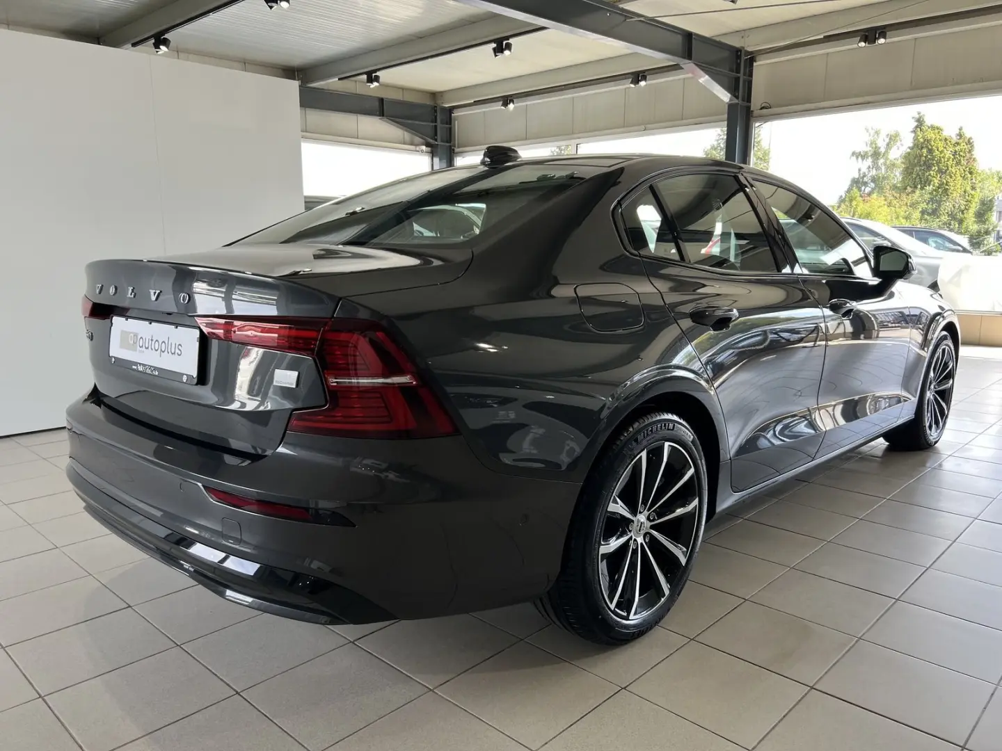 S60 T8 Ultimate Dark Recharge AWD 360  HeadUp