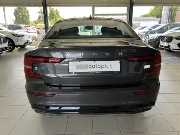 S60 T8 Ultimate Dark Recharge AWD 360  HeadUp