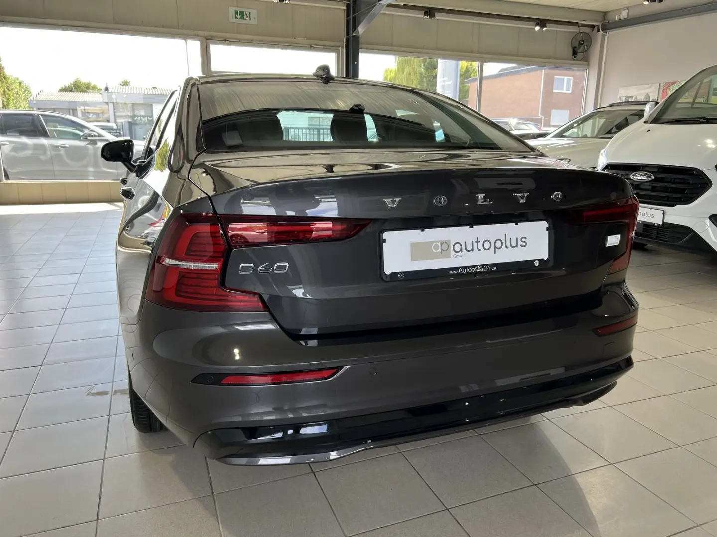 S60 T8 Ultimate Dark Recharge AWD 360  HeadUp