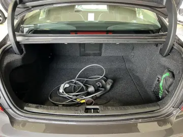 S60 T8 Ultimate Dark Recharge AWD 360  HeadUp