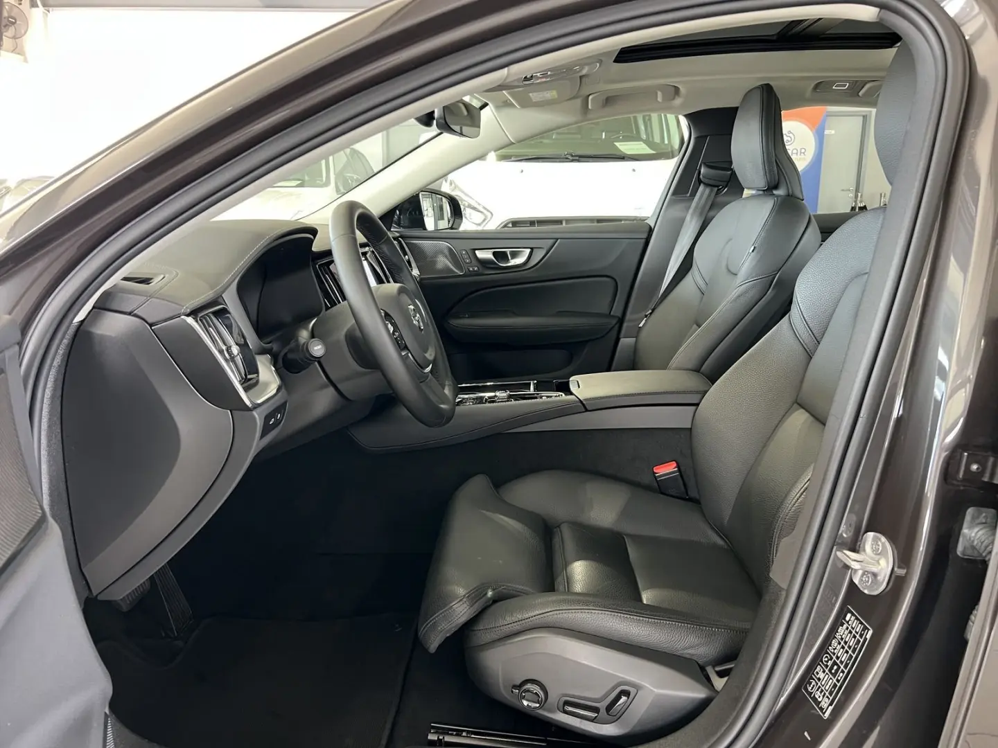 S60 T8 Ultimate Dark Recharge AWD 360  HeadUp