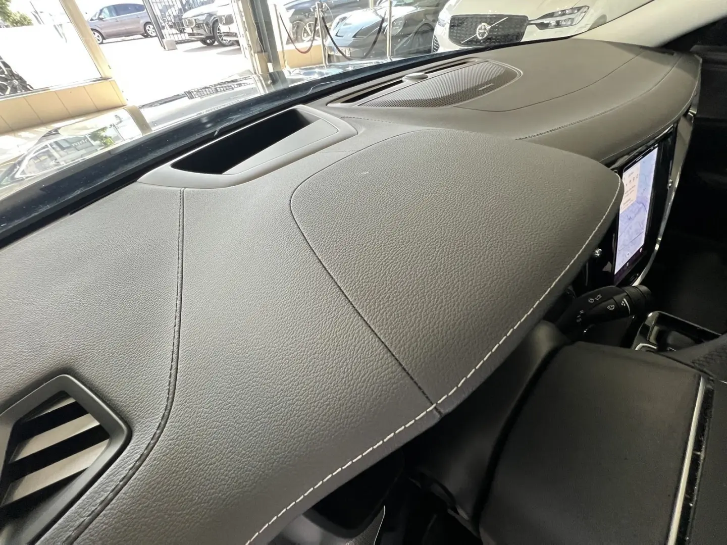 S60 T8 Ultimate Dark Recharge AWD 360  HeadUp