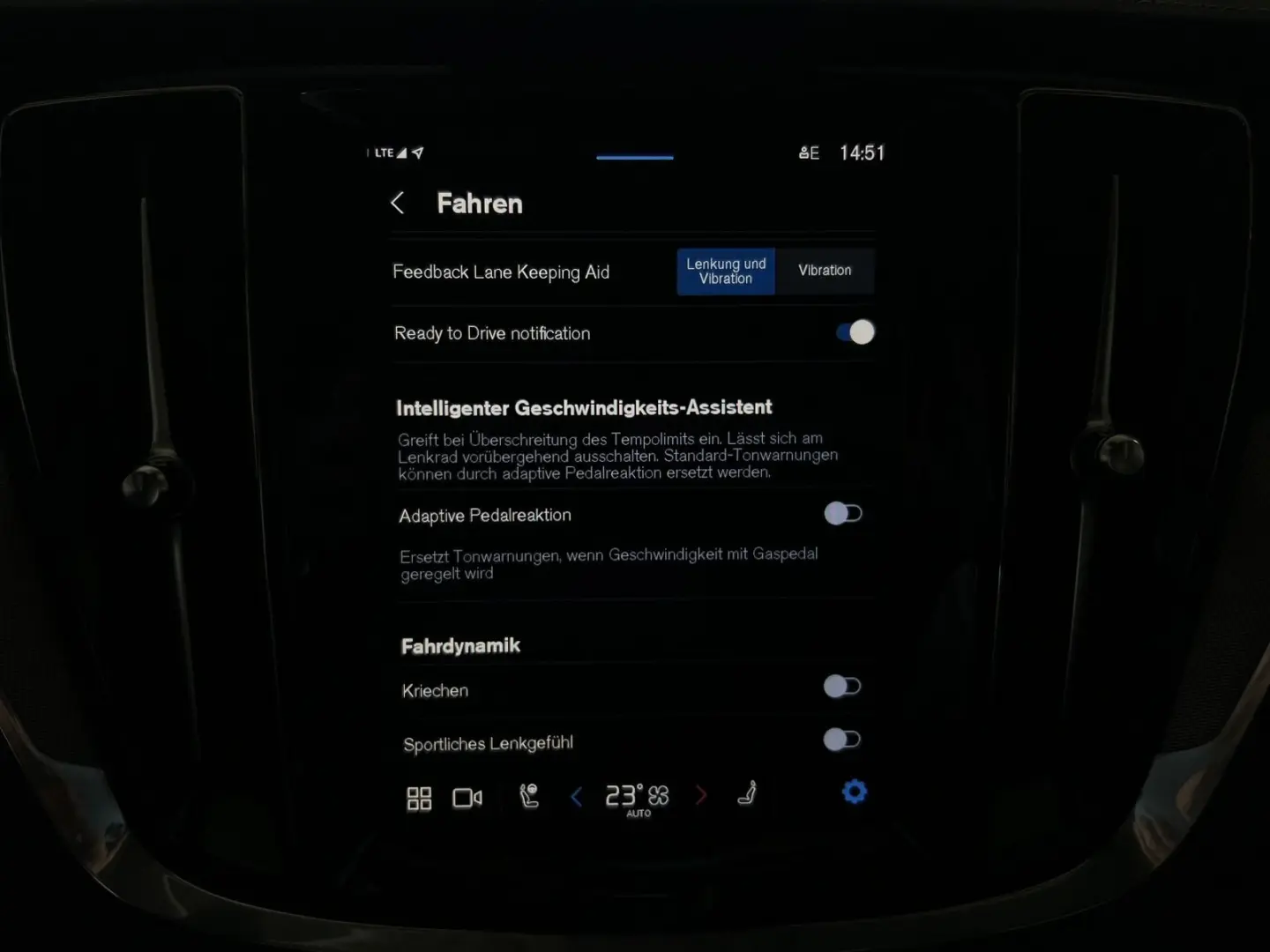 S60 T8 Ultimate Dark Recharge AWD 360  HeadUp