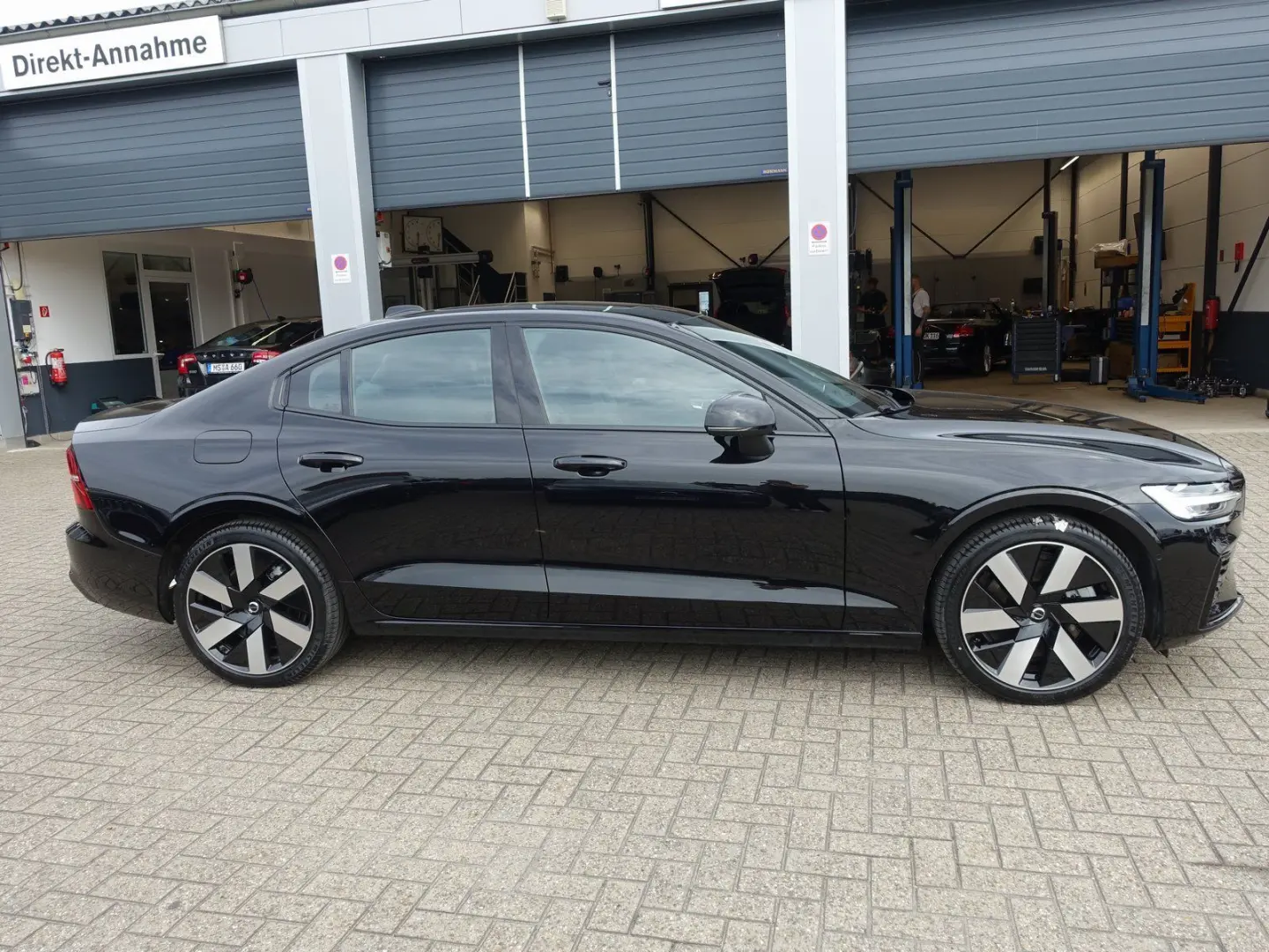 S60 Recharge Ultimate T8 AWD Leasing ab € 349 -