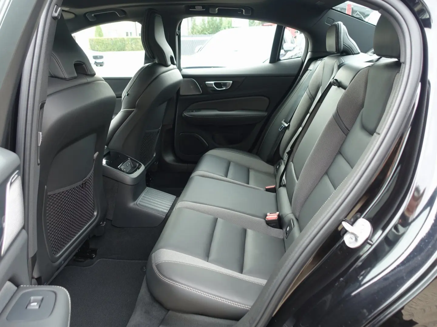 S60 Recharge Ultimate T8 AWD Leasing ab € 349 -