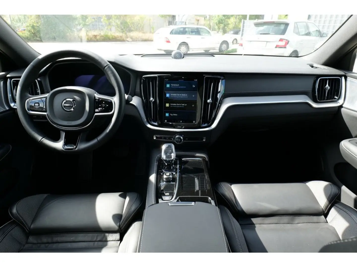 S60 Lim. T8 Ultimate Dark Recharge Plug-In Hybri