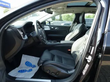 S60 Recharge Ultimate T8 AWD 360  B&W Massage