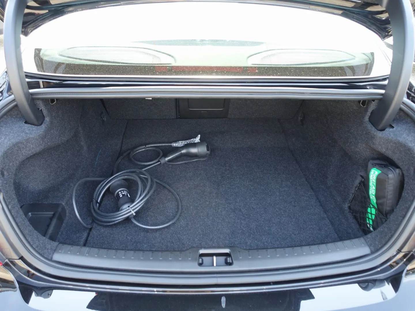 S60 Recharge Ultimate T8 AWD 360  B&W Massage