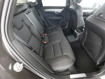 S90 Plug-In-Hybrid T8 Recharge AWD Plus Dark