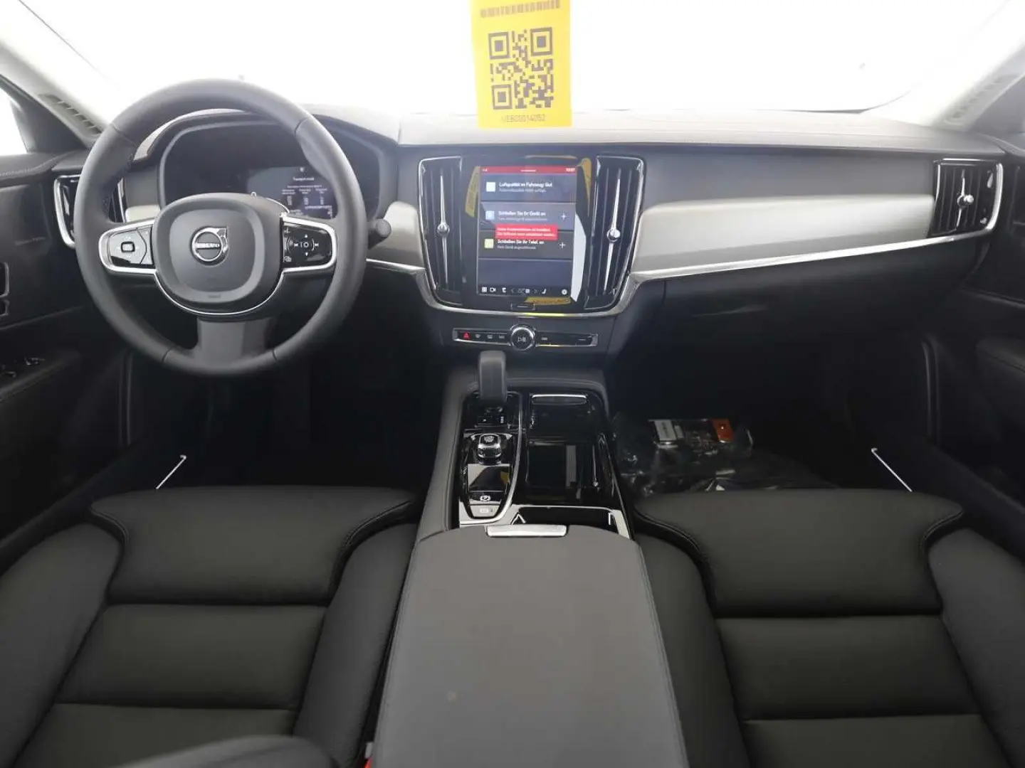 S90 Plug-In-Hybrid T8 Recharge AWD Plus Dark