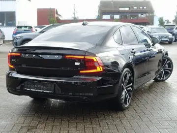 S90 Recharge Ultimate T8 AWD Massage B&W 360