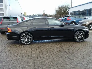 S90 Recharge Ultimate T8 AWD Massage B&W 360