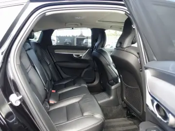 S90 Recharge Ultimate T8 AWD Massage B&W 360