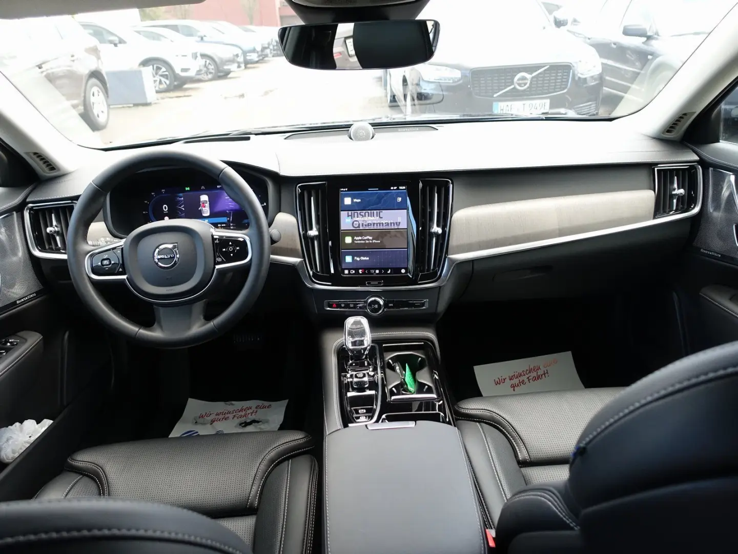 S90 Recharge Ultimate T8 AWD Massage B&W 360