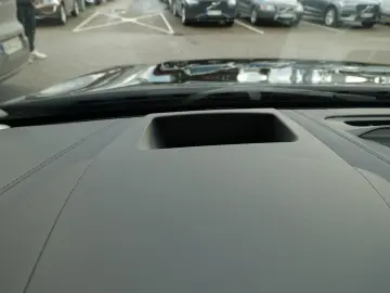 S90 Recharge Ultimate T8 AWD Massage B&W 360