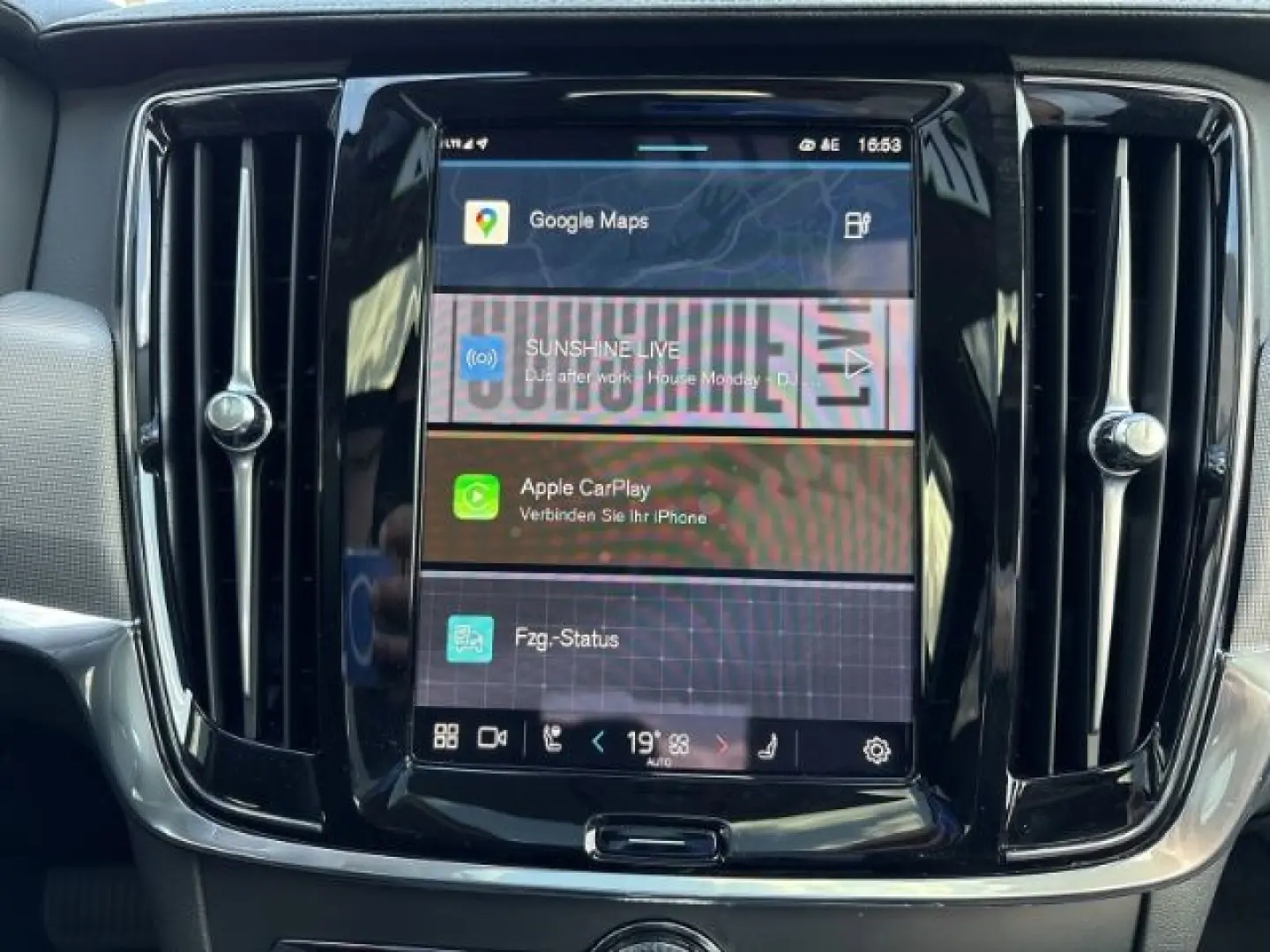 S90 Plus Dark T8 20''LM Luftf. Pano 360kam Harma