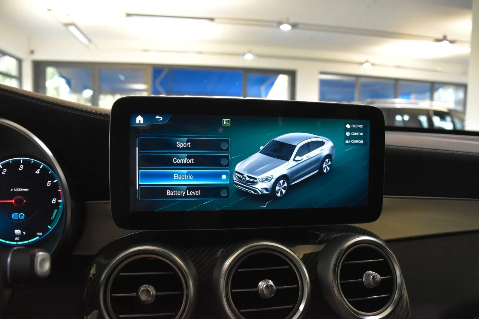 GLC 300 de 4Matic COUPE AMG LINE