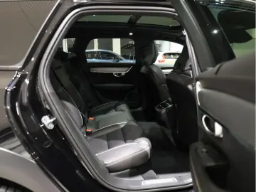 V90 CC B4 Ultimate AWD HUD PANO UPE 82.610 00