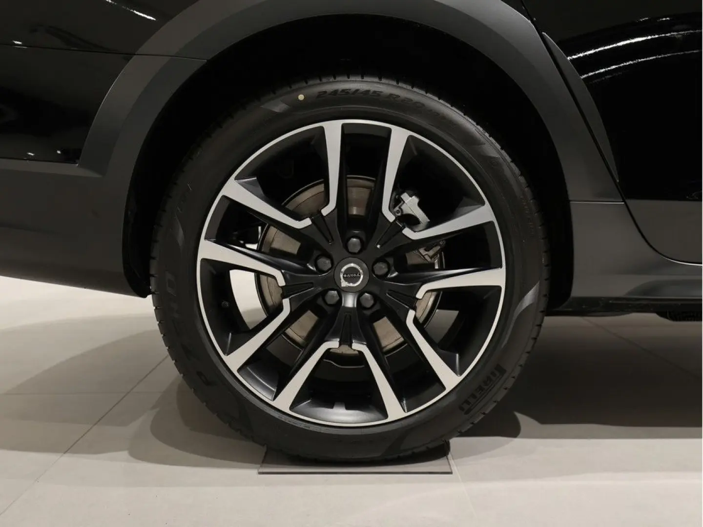 V90 CC B4 Ultimate AWD HUD PANO UPE 82.610 00