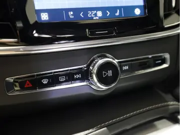 V90 CC B4 Ultimate AWD HUD PANO UPE 82.610 00
