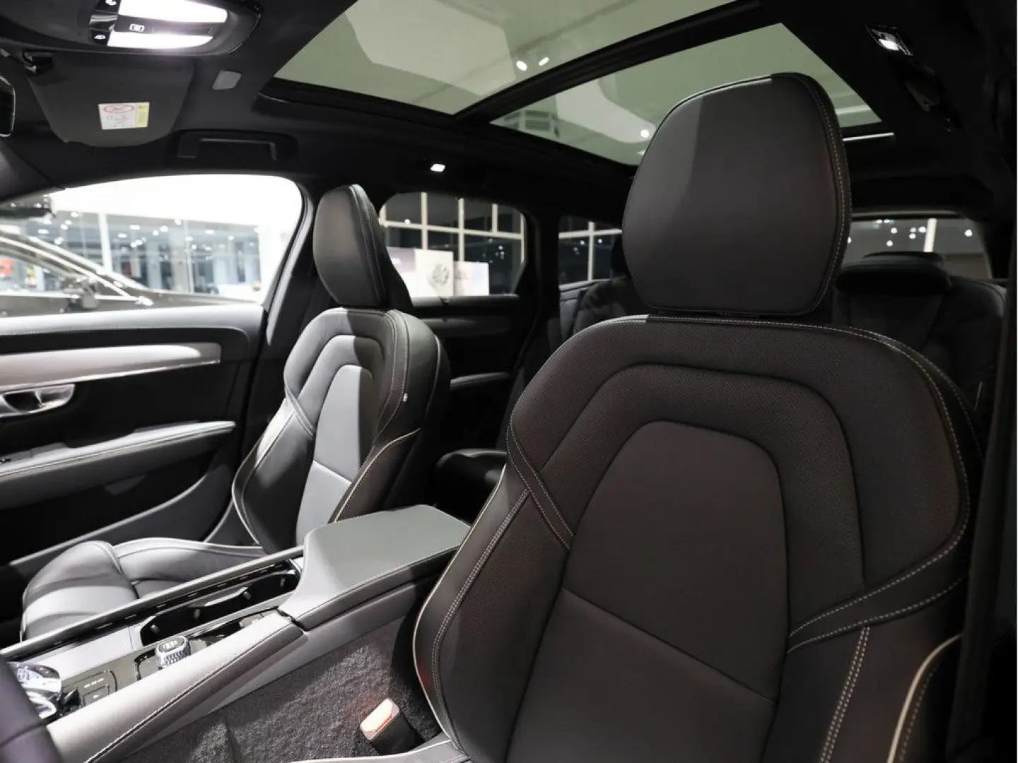 V90 CC B4 Ultimate AWD HUD PANO UPE 82.610 00