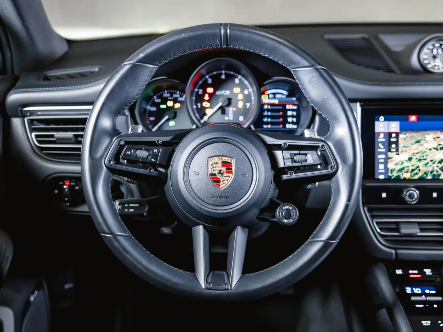 Macan GTS Sport Chrono Burmester Standheizung