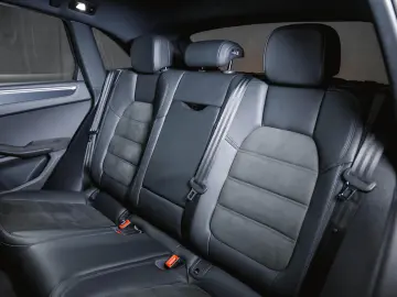 Macan GTS Sport Chrono Burmester Standheizung