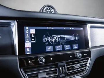 Macan GTS Sport Chrono Burmester Standheizung