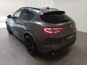 Stelvio 2.9 V6 Bi-turbo Quadrifoglio Pano Navi