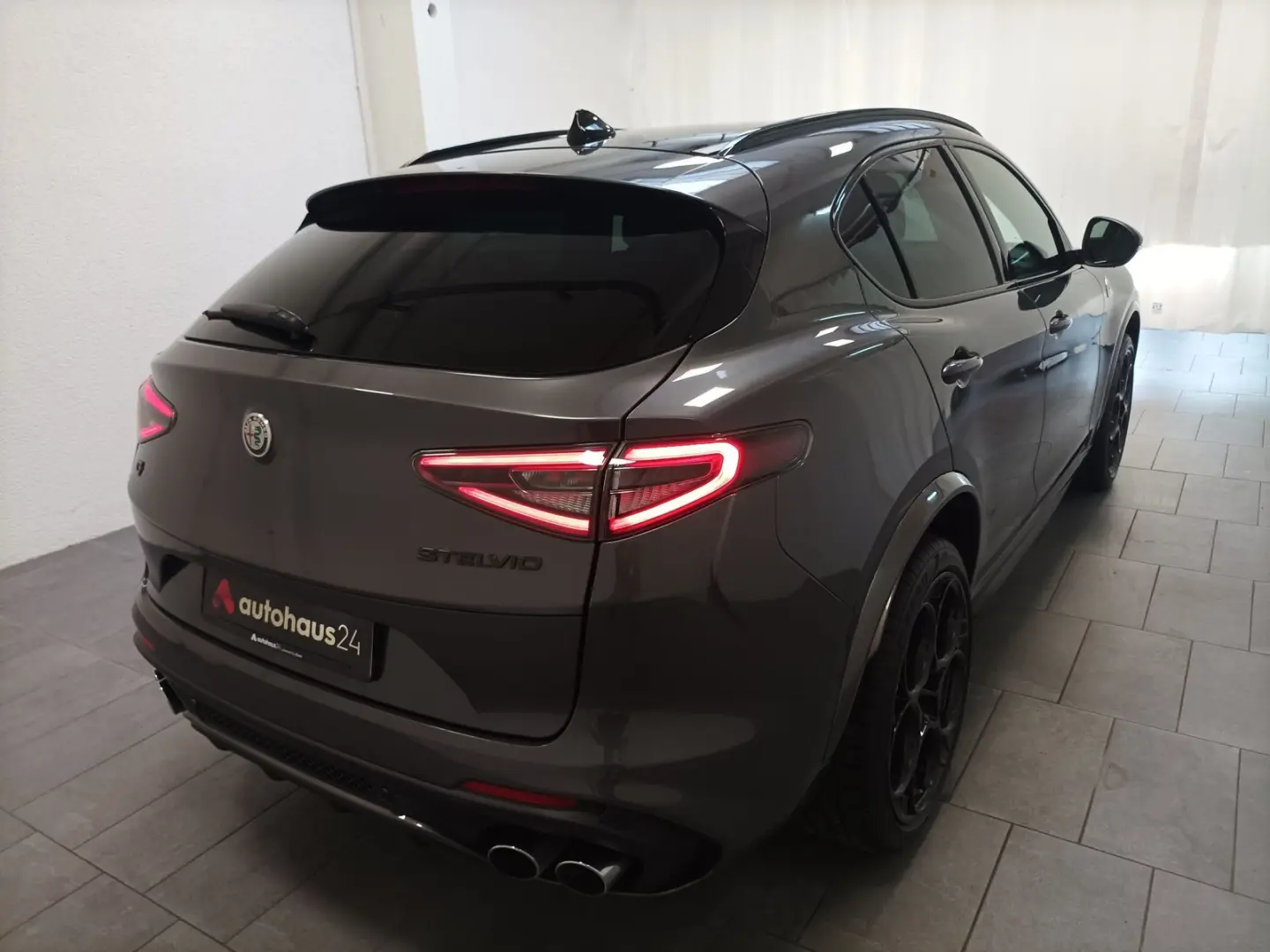 Stelvio 2.9 V6 Bi-turbo Quadrifoglio Pano Navi