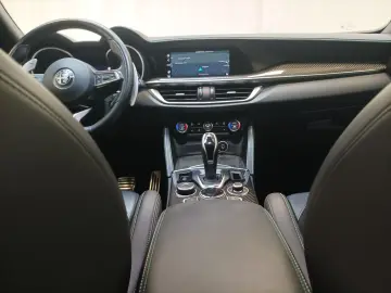 Stelvio 2.9 V6 Bi-turbo Quadrifoglio Pano Navi