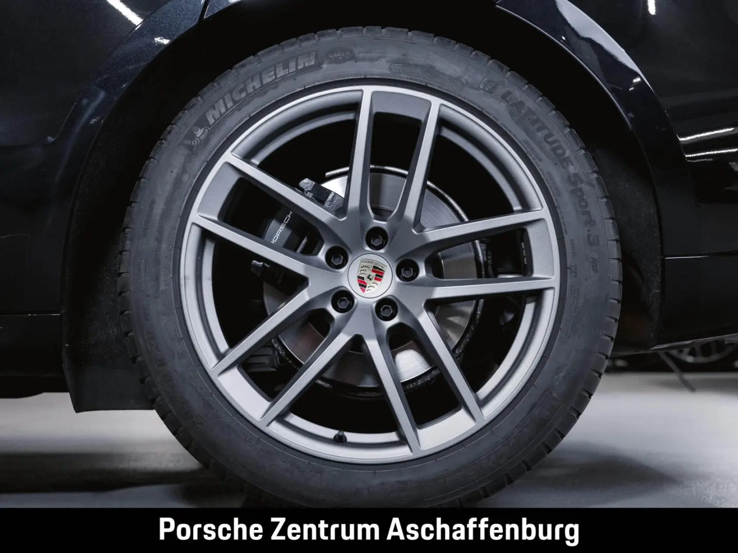 Macan T Panoramadach Luftf. -10 MM Sportsitze