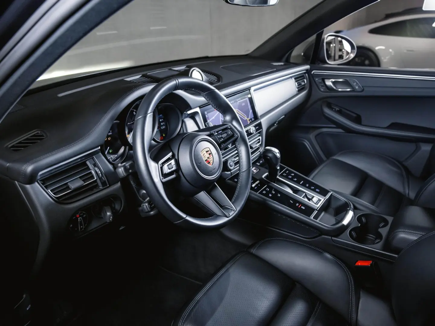 Macan T Panoramadach Luftf. -10 MM Sportsitze