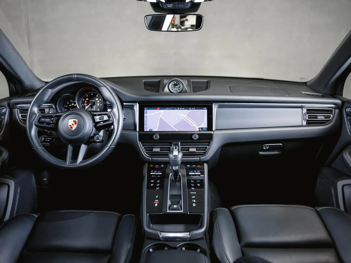 Macan T Panoramadach Luftf. -10 MM Sportsitze