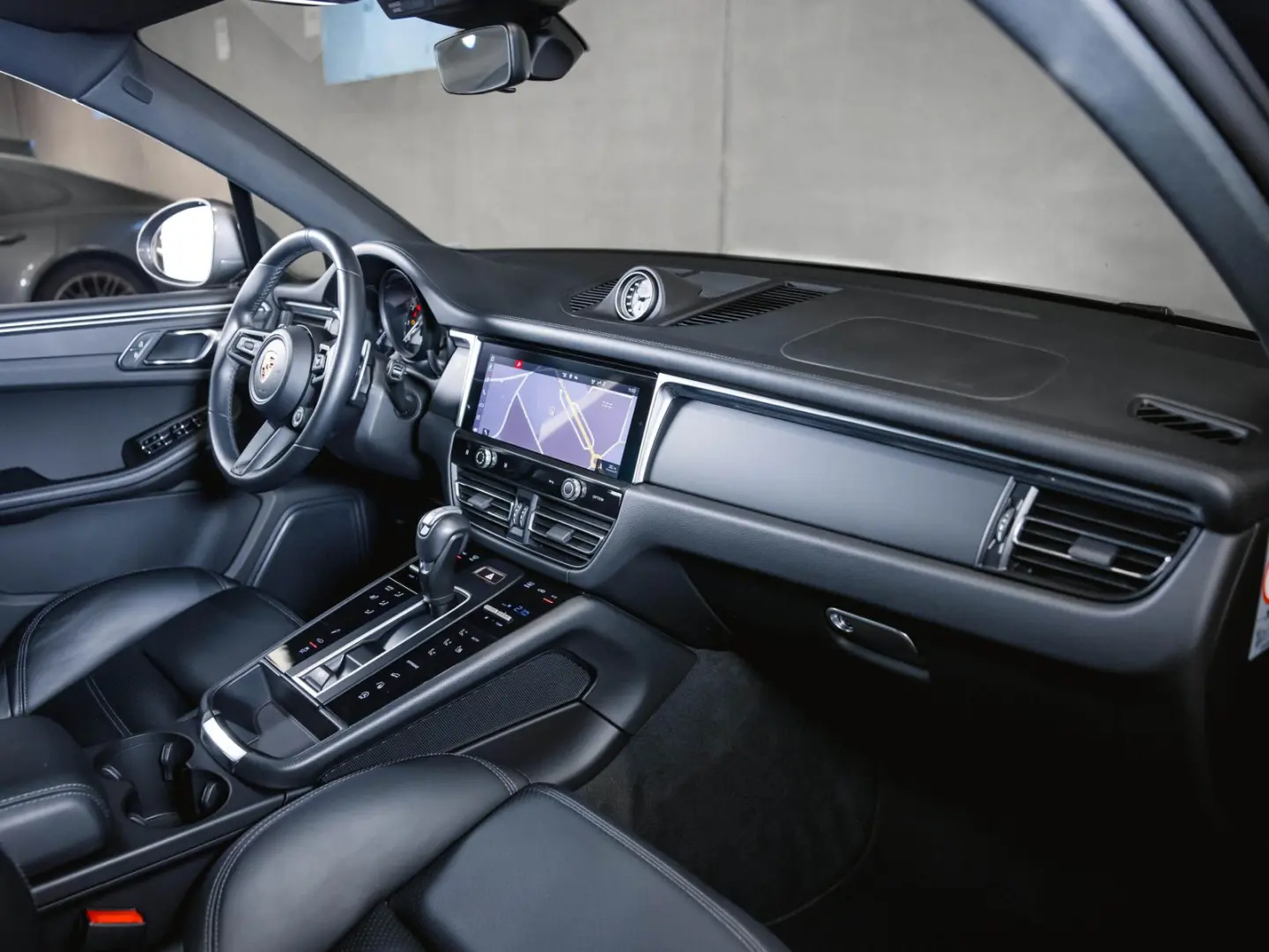 Macan T Panoramadach Luftf. -10 MM Sportsitze