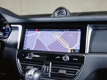 Macan T Panoramadach Luftf. -10 MM Sportsitze