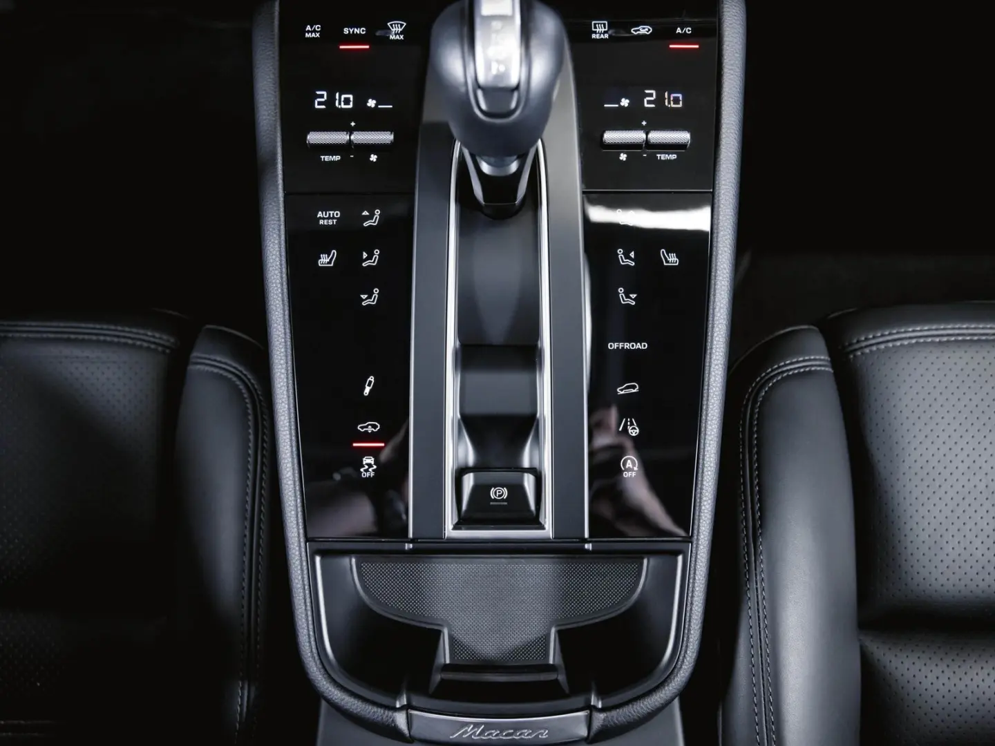 Macan T Panoramadach Luftf. -10 MM Sportsitze