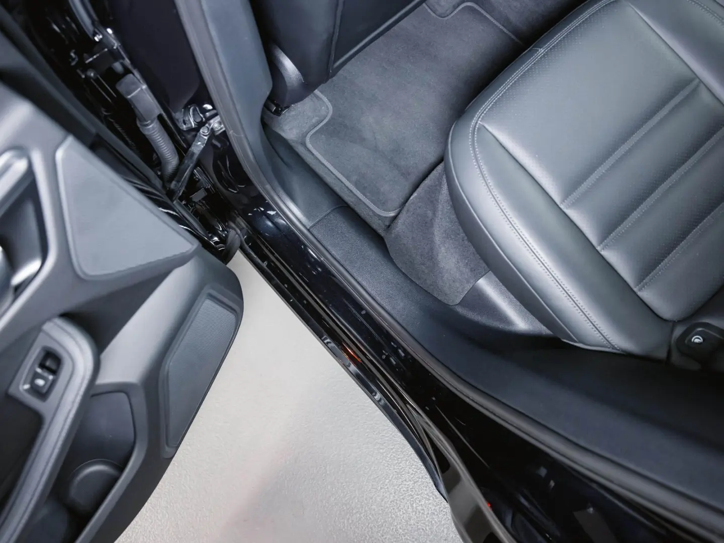 Macan T Panoramadach Luftf. -10 MM Sportsitze